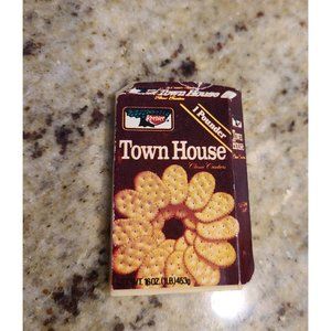 Vintage Mini Keebler Town House Cracker 1 Pounder Refrigerator Magnet